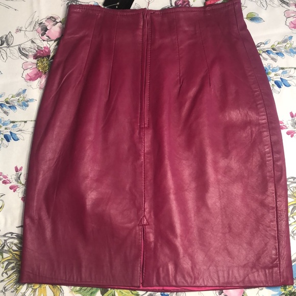 Cedars vintage leather skirt never worn modern S - Picture 2 of 7